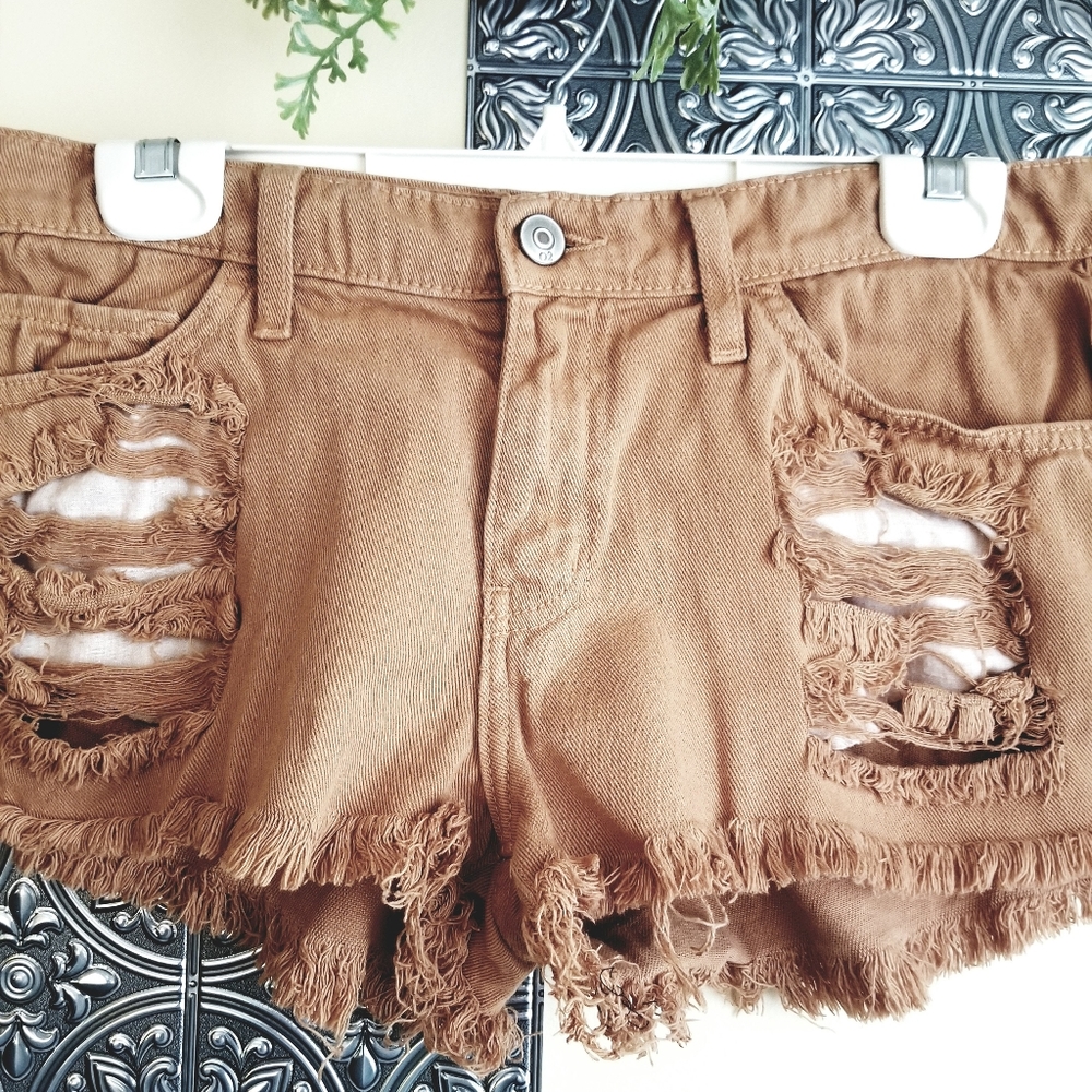 O2 Denim Distressed Shorts Size M - Picture 2 of 6